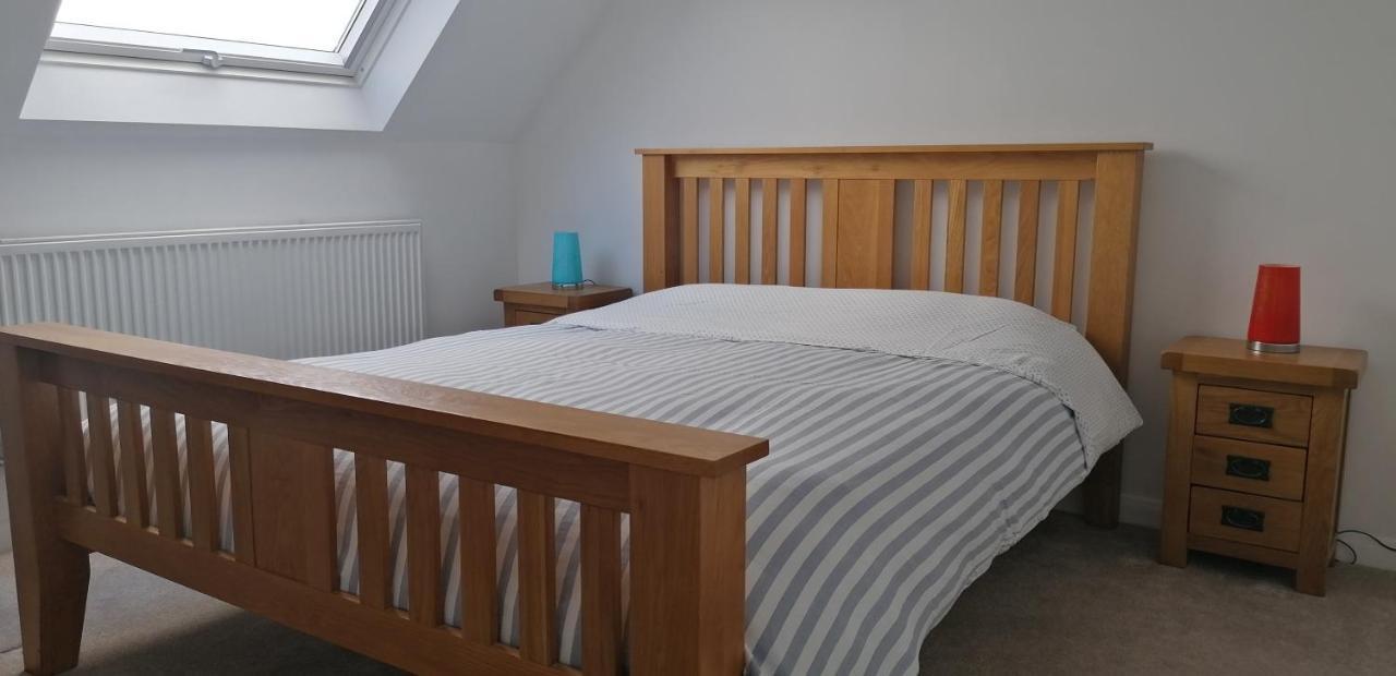 Gower Getaway - Parking & Ensuite Swansea Exterior photo
